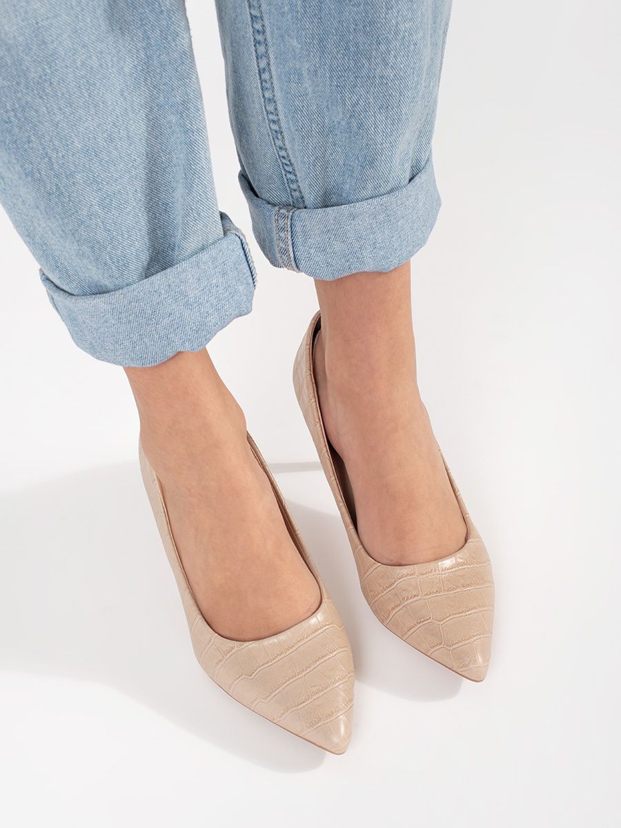 Jasnobežové Pumps mit Absatz