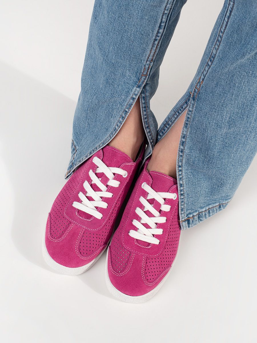 Rosa durchbrochene Sneakers aus echtem Leder
