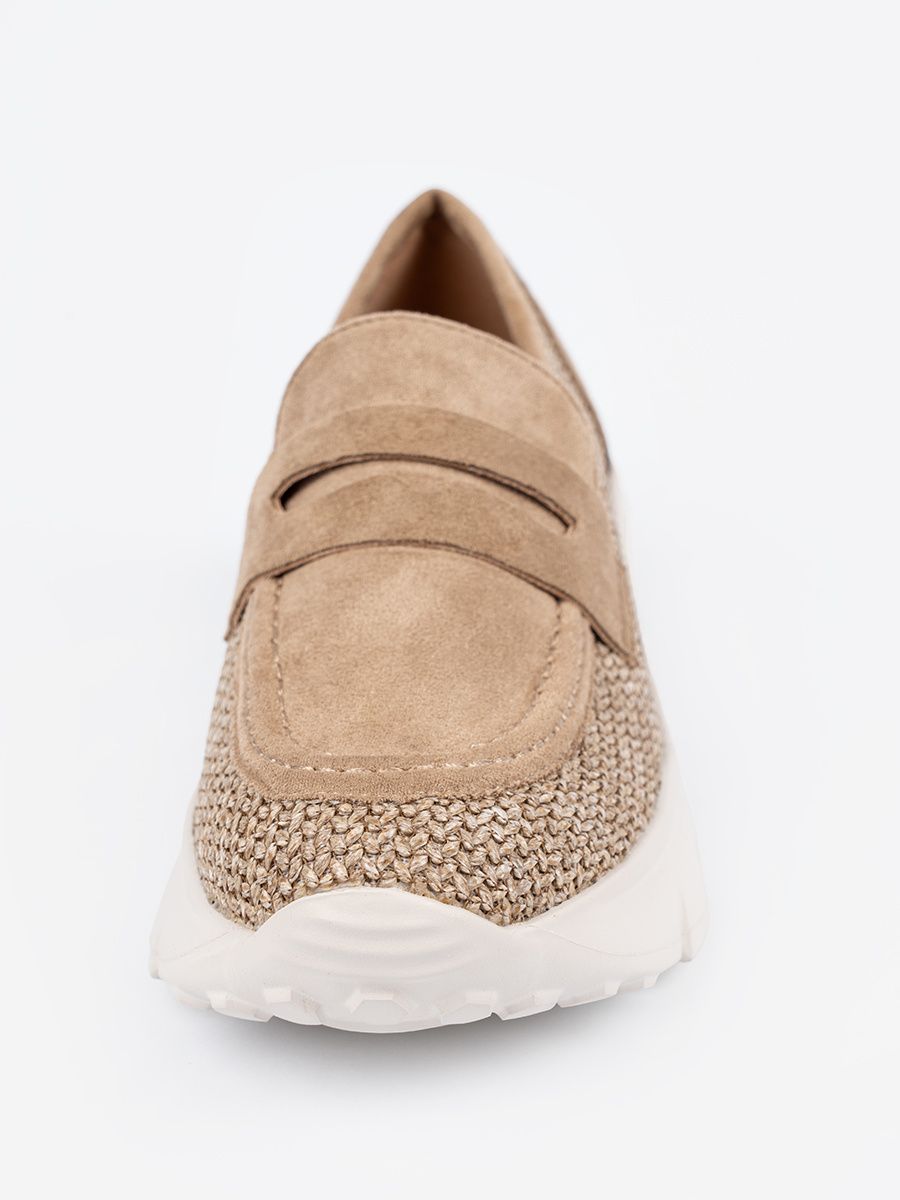 Beige Halbschuhe mit dicker Sohle