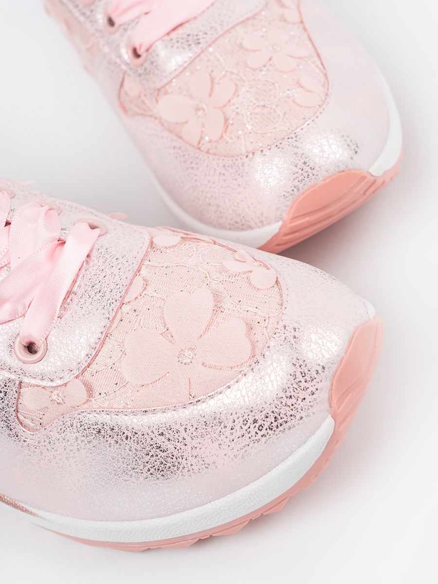 Rosa Sneakers mit Blumenmuster