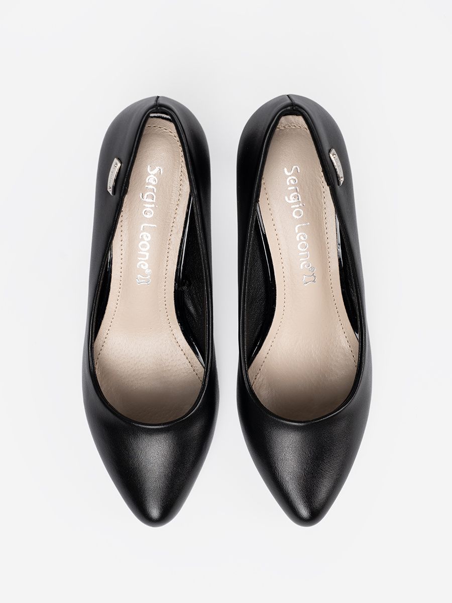 Stilvolle schwarze Pumps