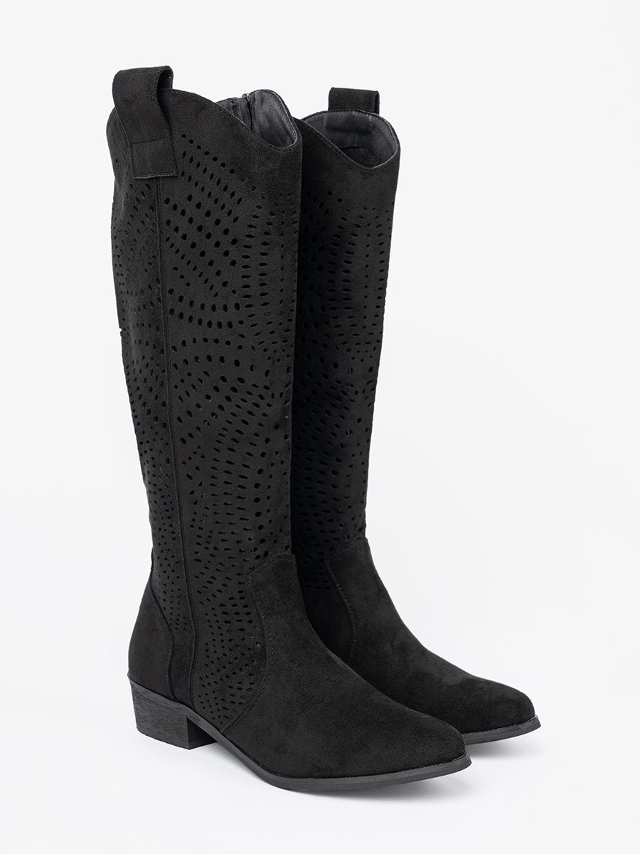 Schwarze durchbrochene Stiefel im Cowboy-Stil