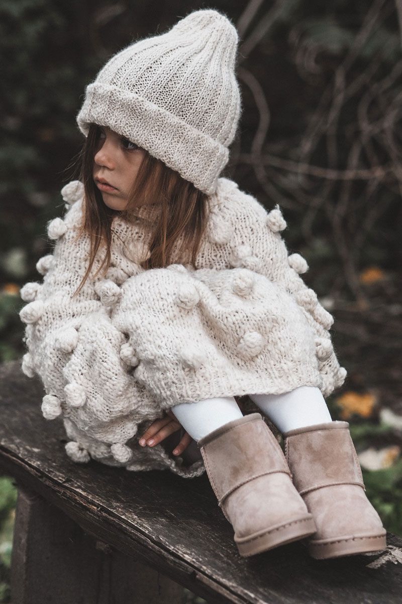 Beige gefütterter Schneestiefel aus Wildlederimitat