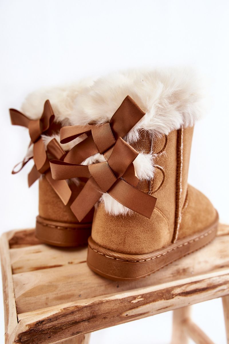 Beige gefütterte Stiefelette mit Schleifen