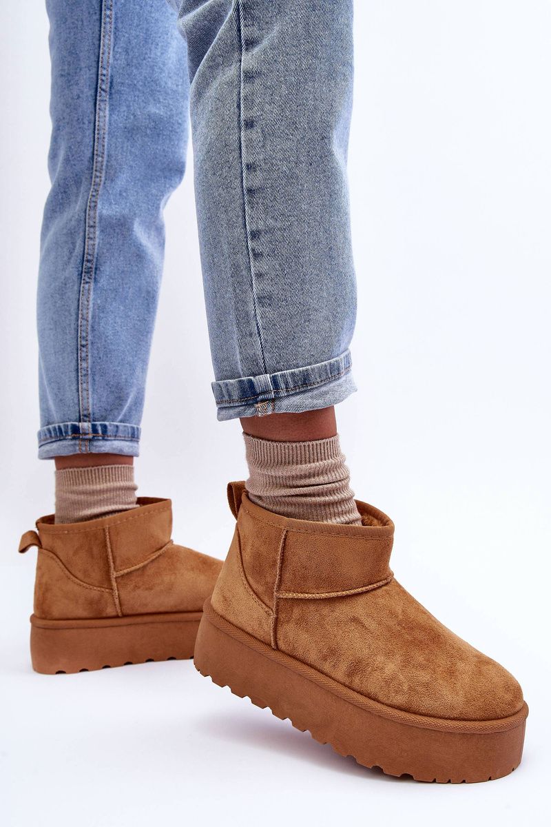Braune Schneestiefel aus Veloursleder mit Plateau