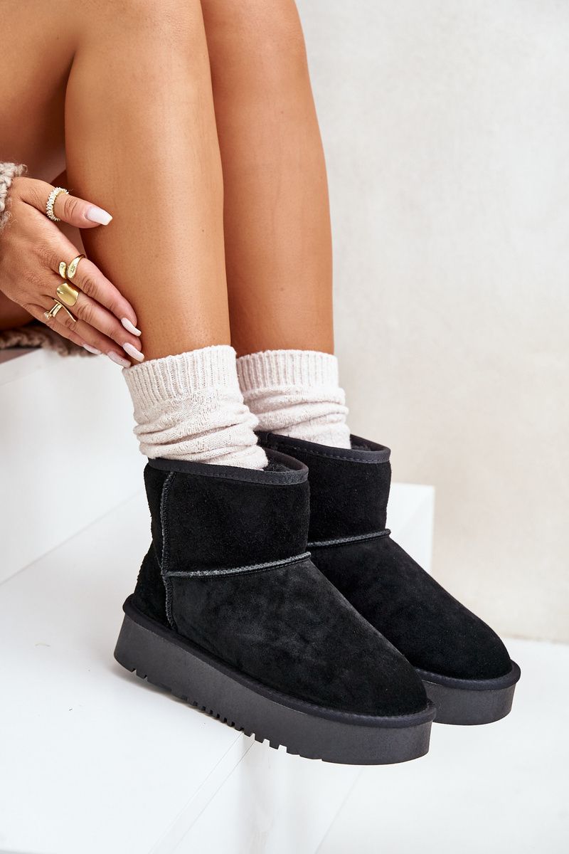 Schwarze Schneestiefel aus Veloursleder mit Plateau