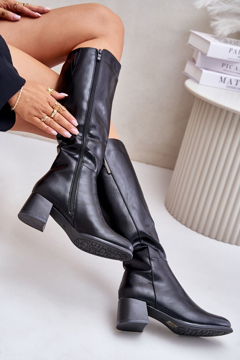 Schwarze Stiefel aus Kunstleder mit Blockabsatz bis zum Knie
