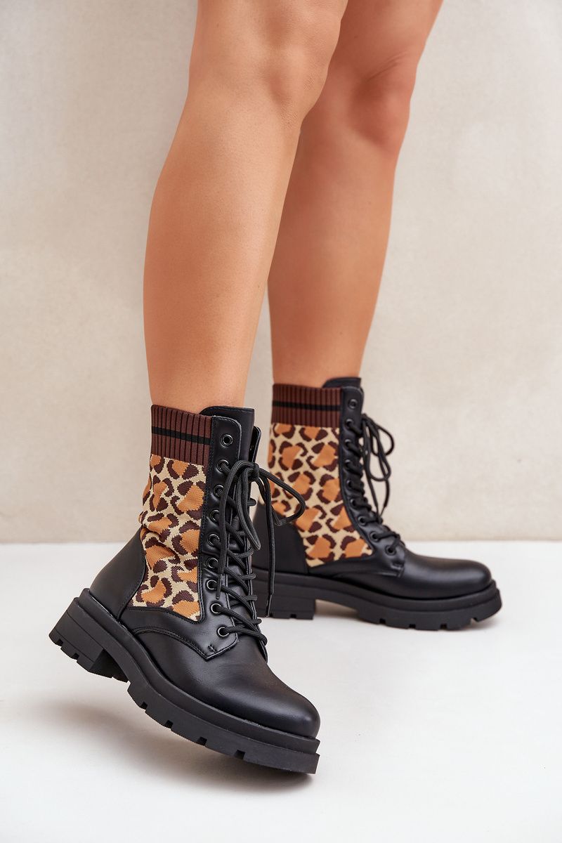 Schwarze Ankle-Boots mit Leopardenmuster und Sockeneinsatz
