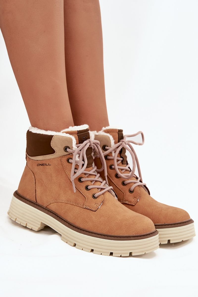 Gefütterte braune Stiefelette aus Kunstleder