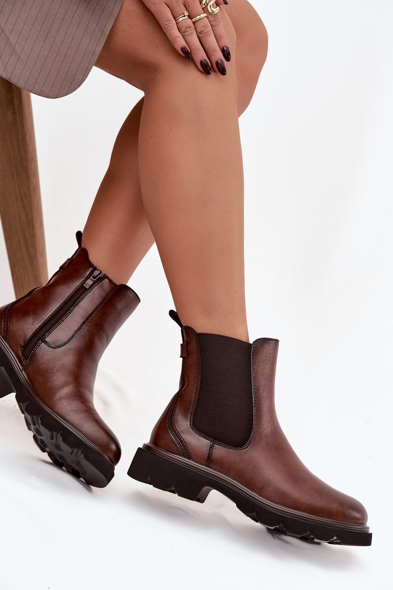 Gefütterte braune Stiefelette mit Reißverschluss