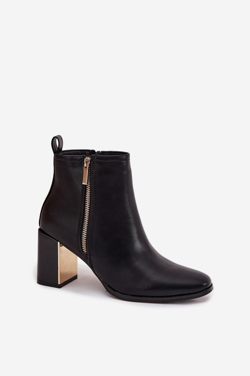 Schwarze Stiefelette mit Blockabsatz aus Kunstleder