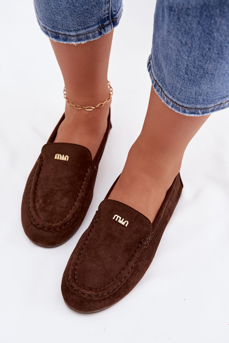 Mokassin aus Velourslederimitat mit goldenem Detail, braun