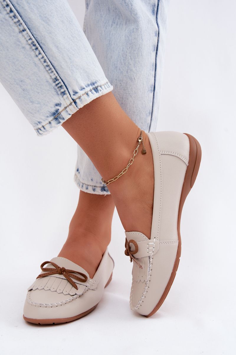Beige Mokassins aus Naturleder