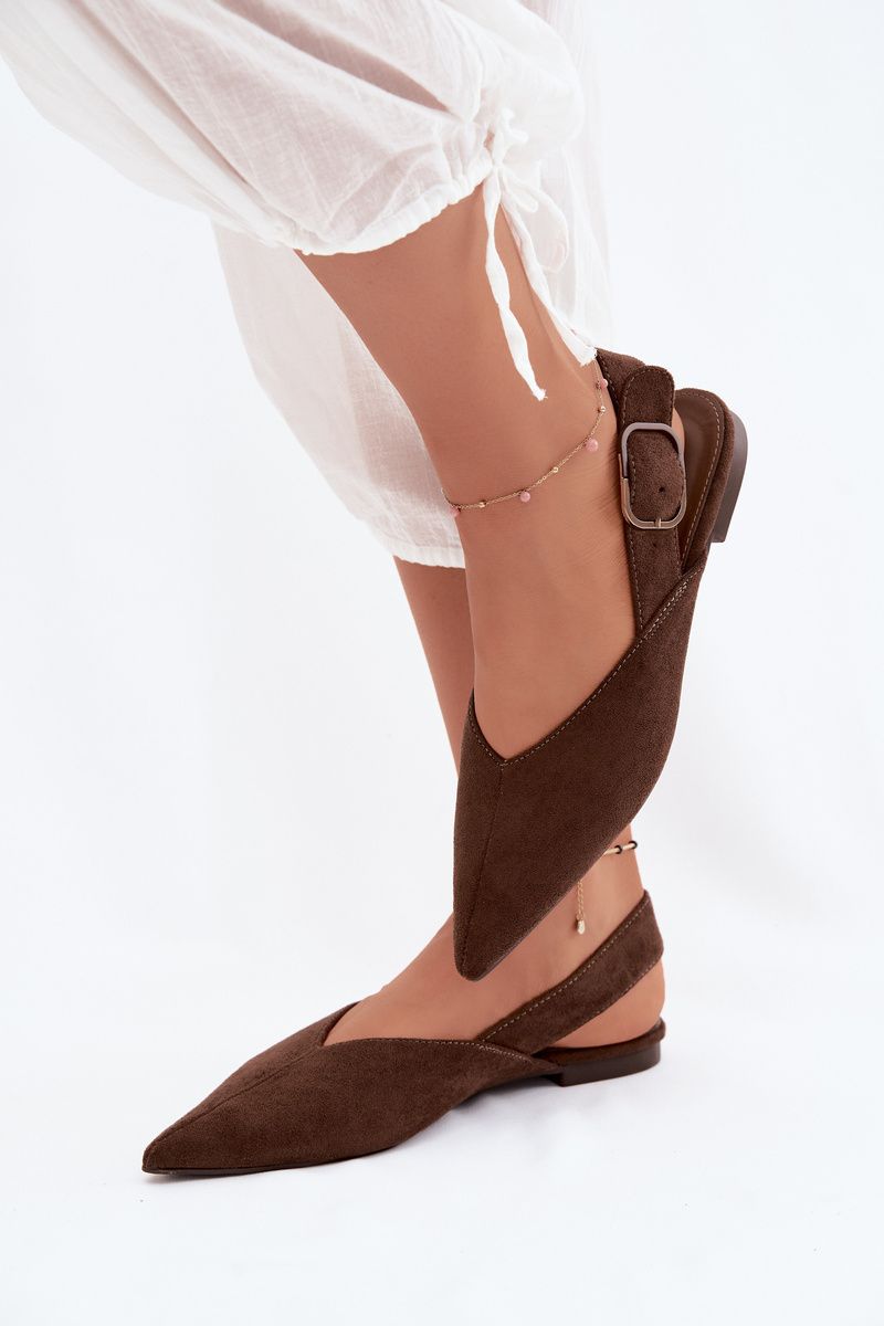 Braune Ballerina mit Schnalle aus Wildlederimitat