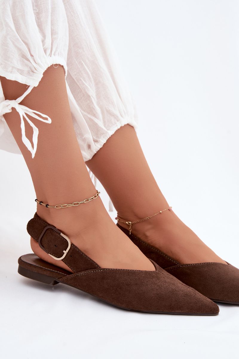 Braune Ballerina mit Schnalle aus Wildlederimitat