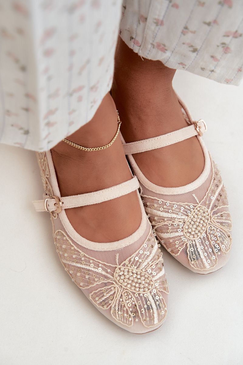 Beige Ballerinas aus Mesh mit Stickerei und Pailletten