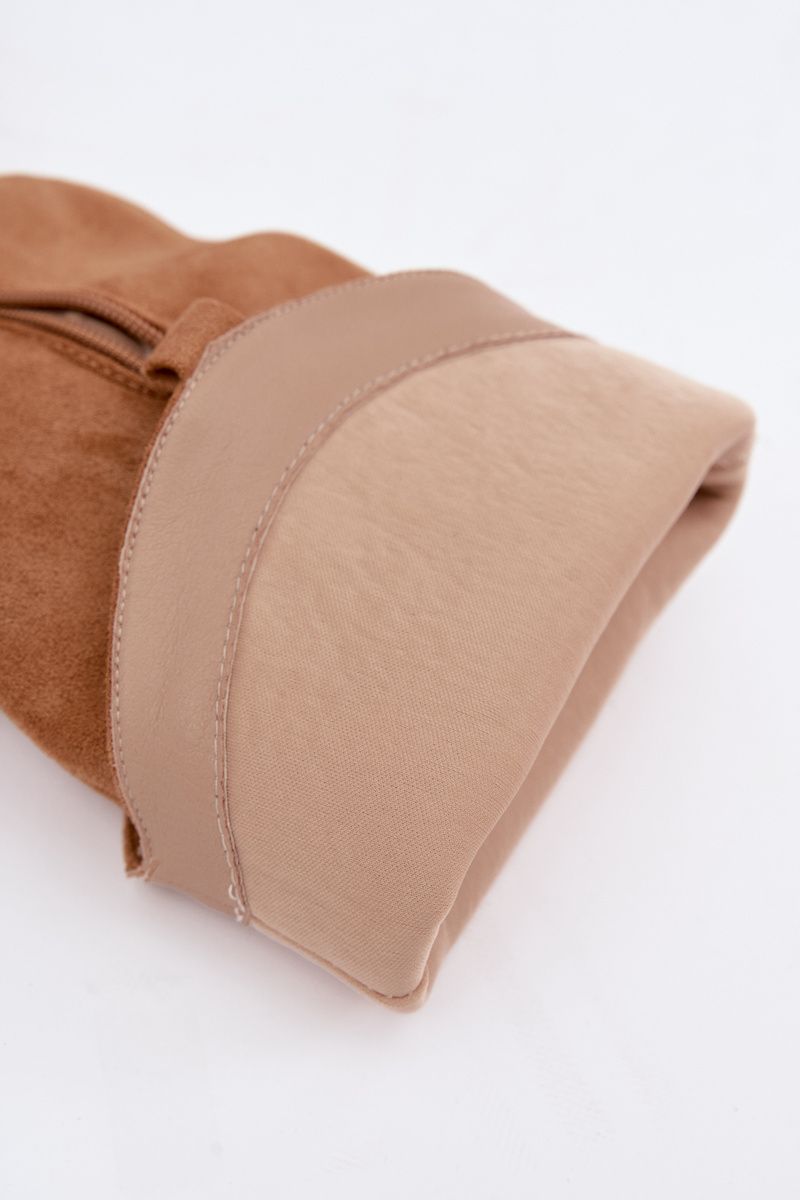 Overknee-Stiefel aus braunem Velourslederimitat mit flachem Absatz