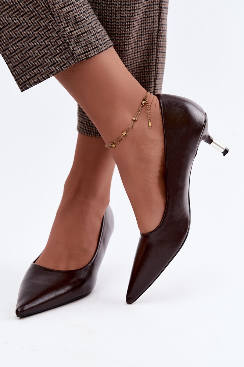 Pumps mit niedrigem Absatz aus Kunstleder, braun