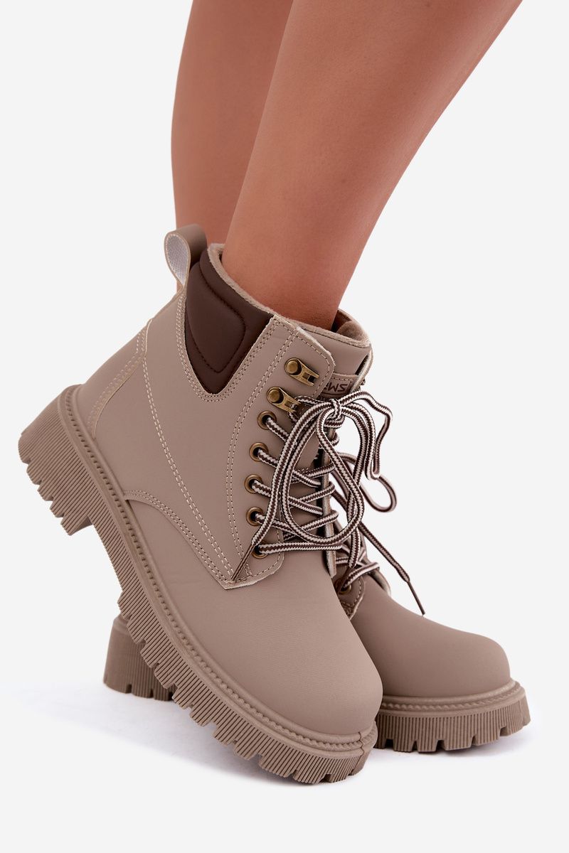 Beige gefütterte Stiefelette aus Kunstleder
