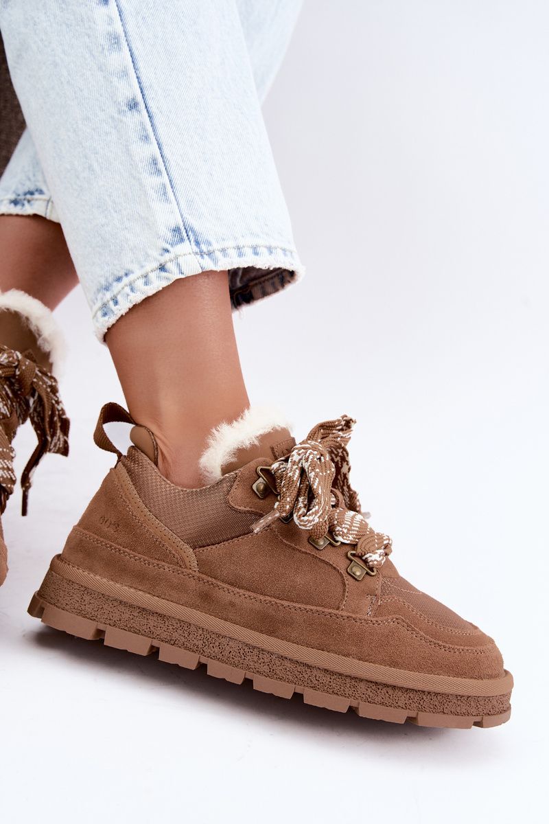 Schnürbare Schneestiefel aus Veloursleder