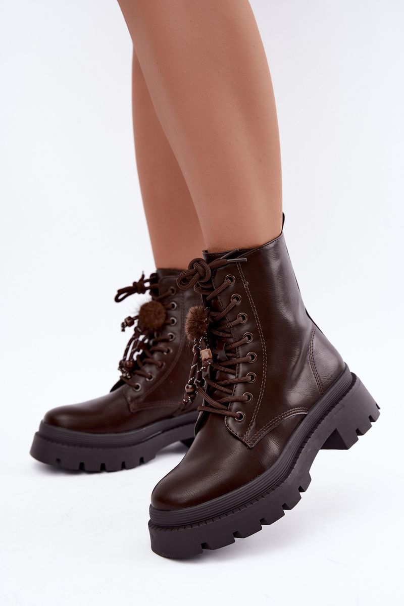 Braune Ankle-Boots im Worker-Stil mit Bommel und Plateausohle