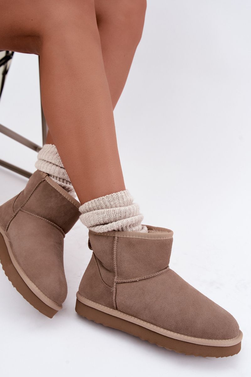 Beige Schneestiefel aus Wildleder mit Fellfutter