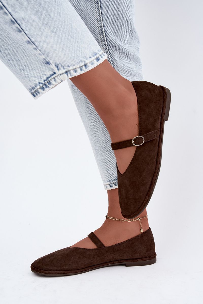 Barefoot Ballerina mit Riemen aus braunem Wildlederimitat