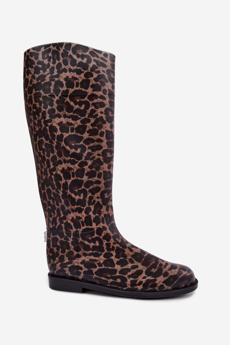 Hohe braune Gummistiefel mit flachem Absatz und Animal-Print