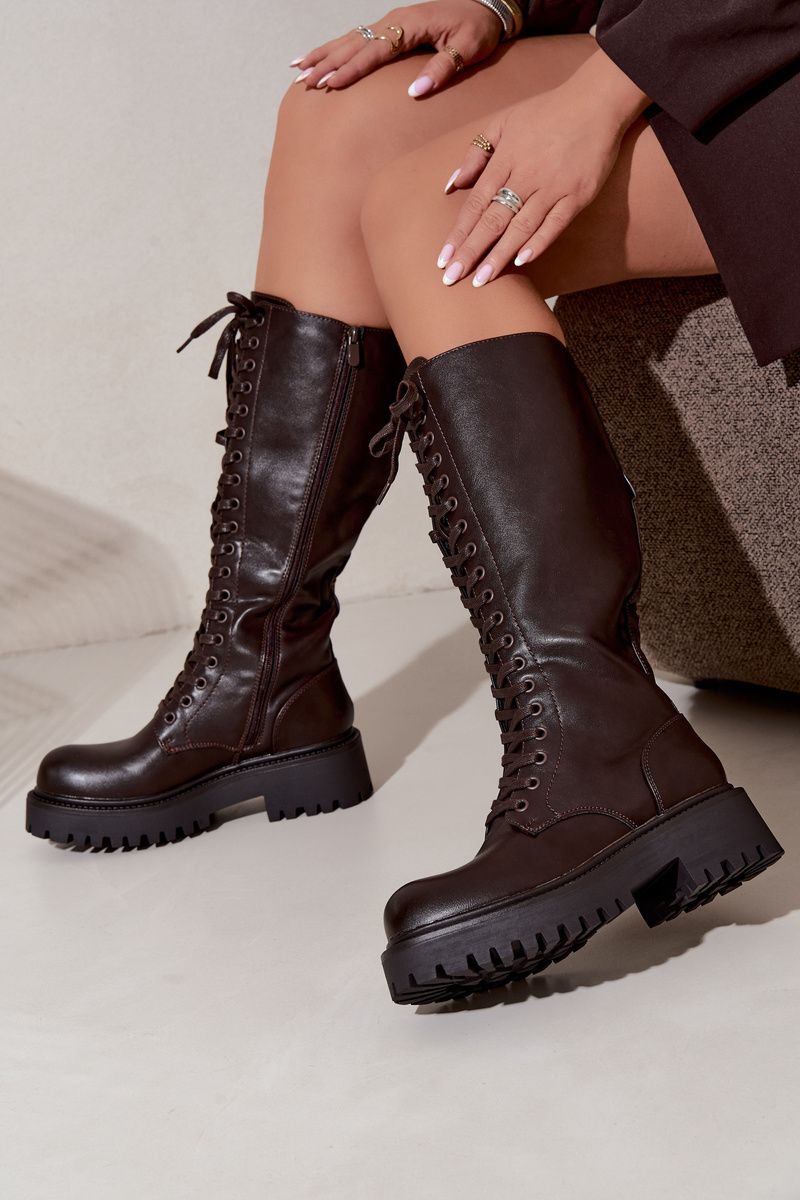Braune Schnürstiefel mit Plateau aus Kunstleder