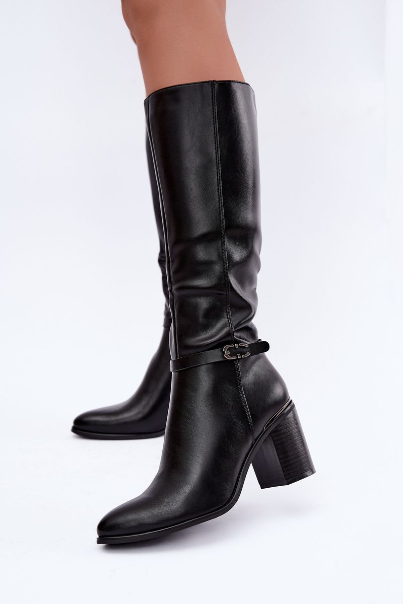 Gefütterte Stiefel mit Blockabsatz und Zierband, schwarz