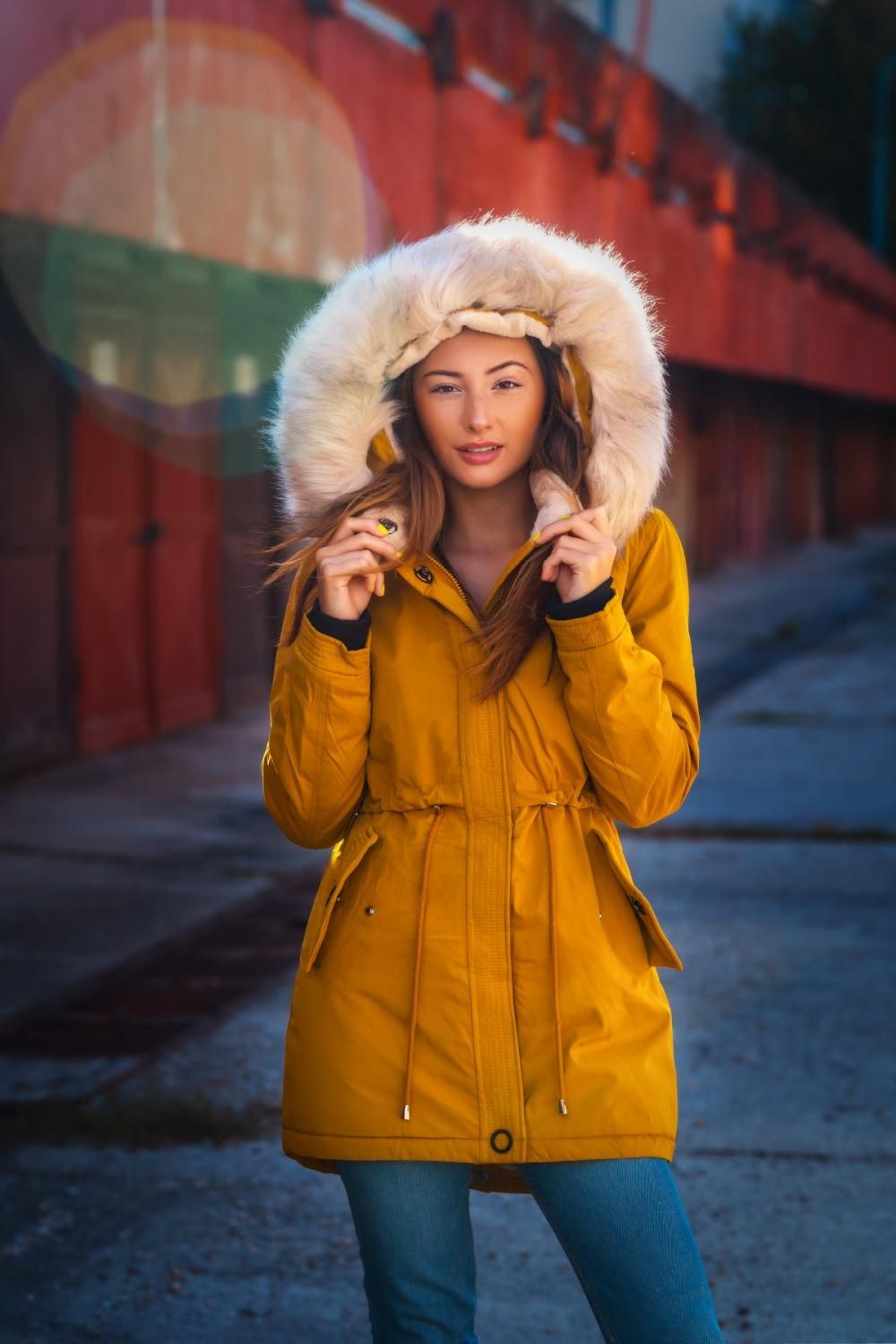 LHD Parka mit abknöpfbarem Kunstfell grün