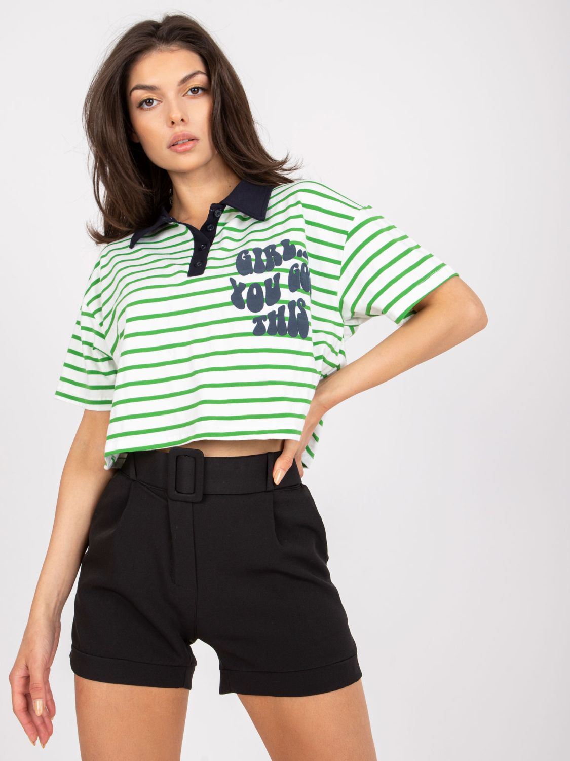 Bequeme Bluse mit kurzen Ärmeln