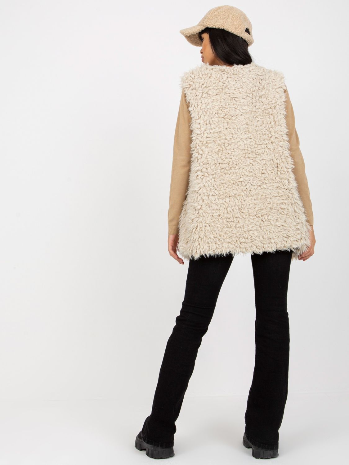 Beige Fellweste mit Futter Hallie