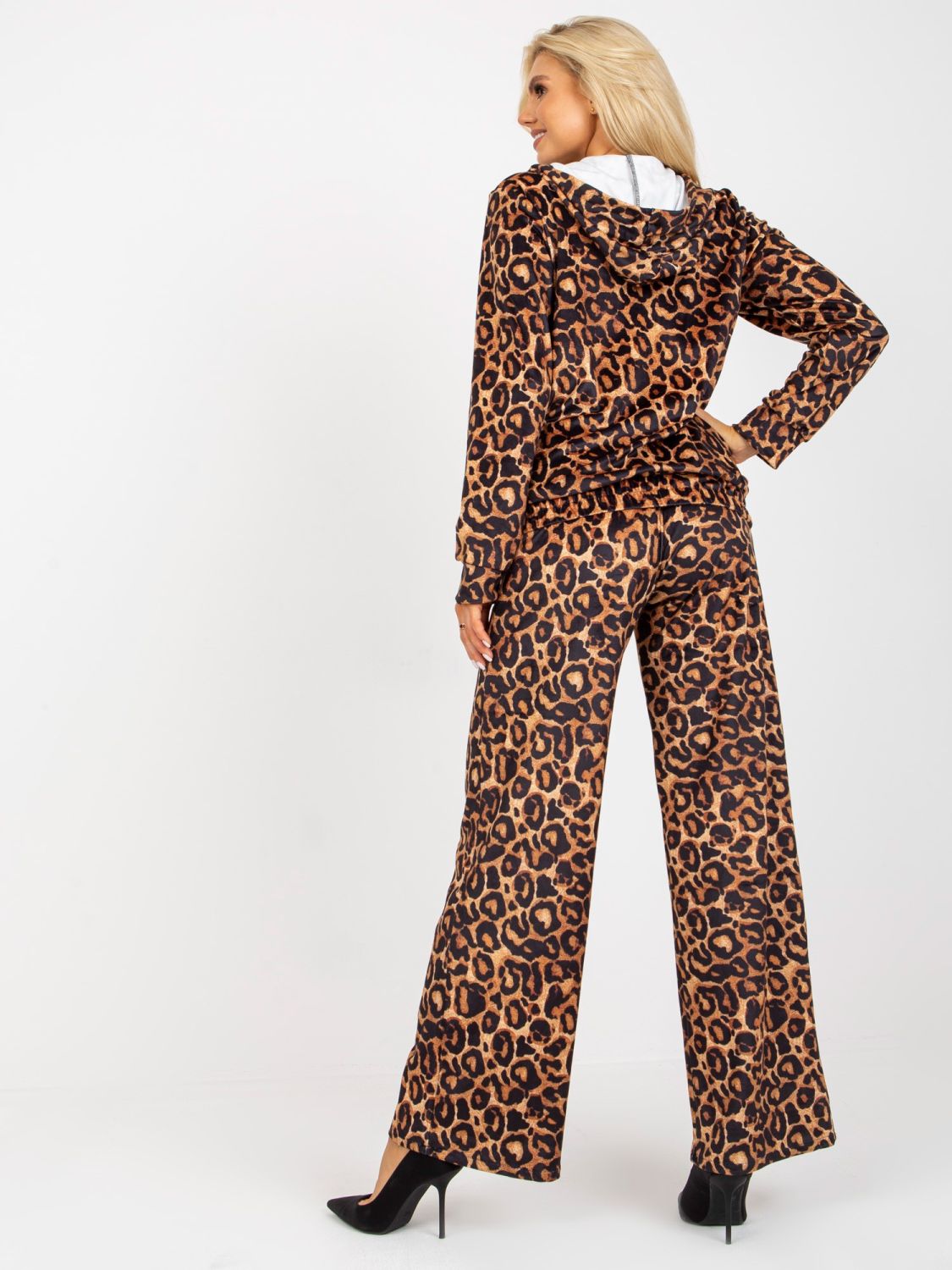 Beige-schwarzes Damenvelours-Set mit Druck