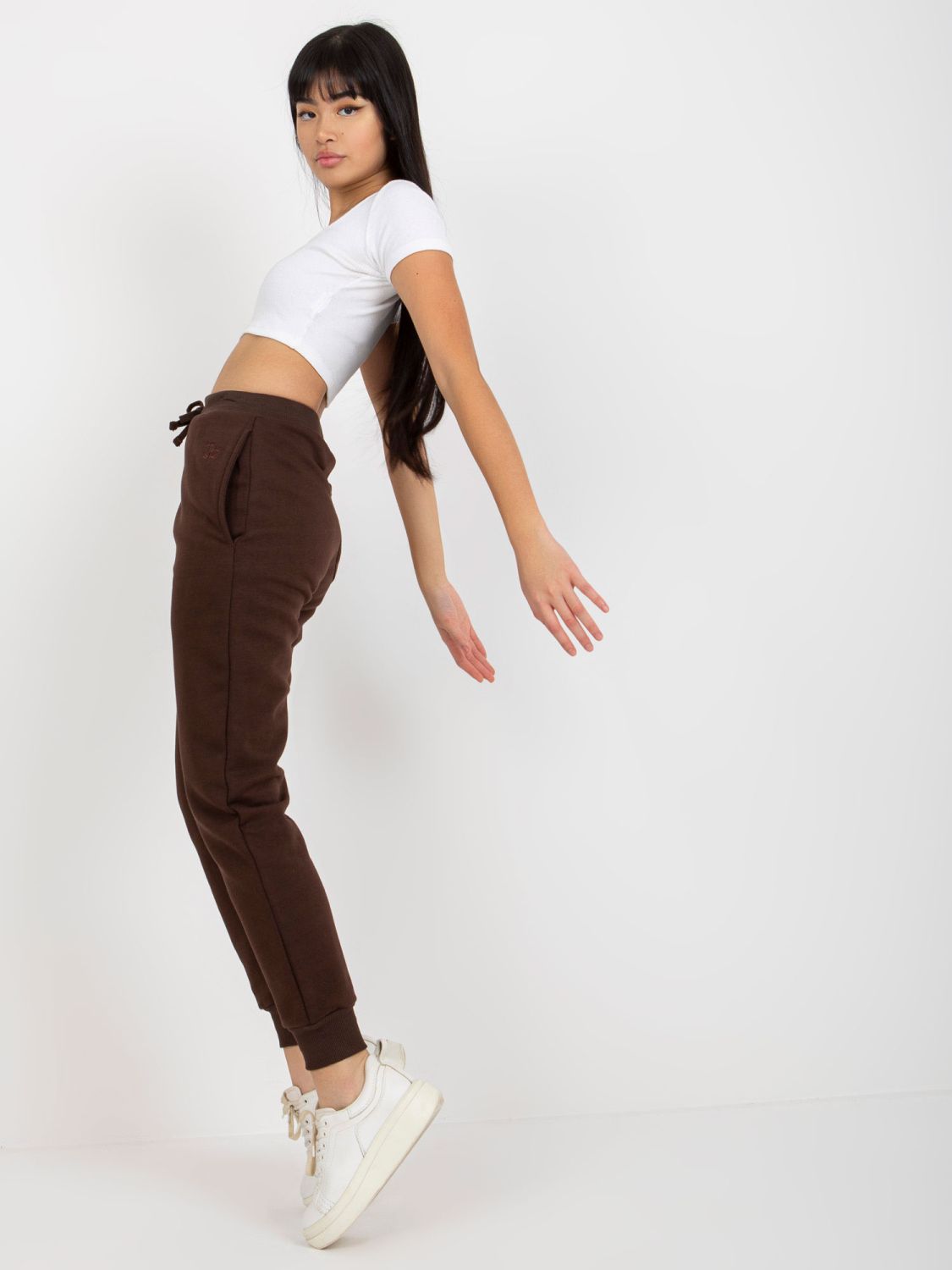 Dunkelbraune gefütterte Jogginghose mit Taschen MAYFLIES