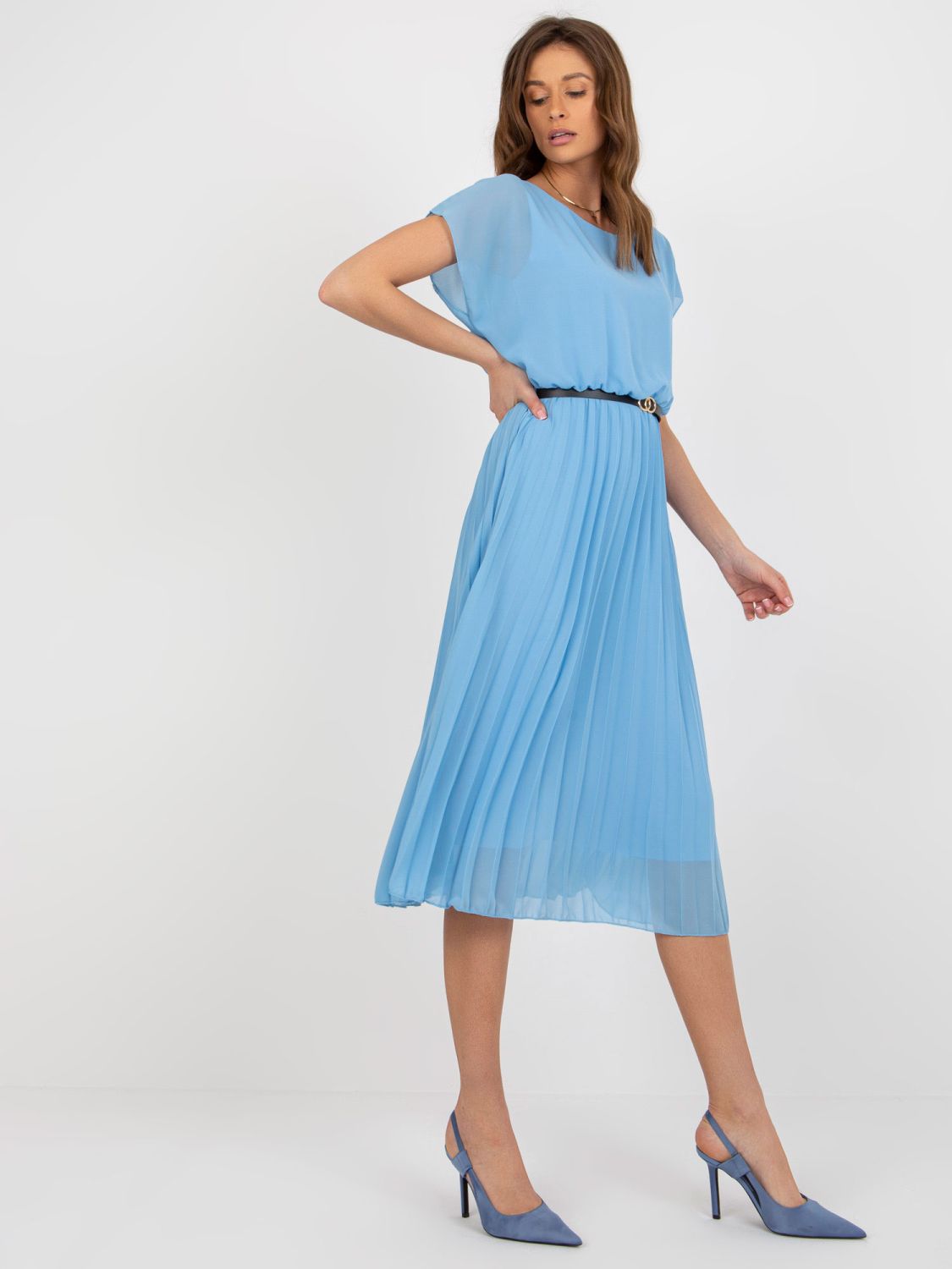 Himmelblaue ausgestellte Kleid mit Falten