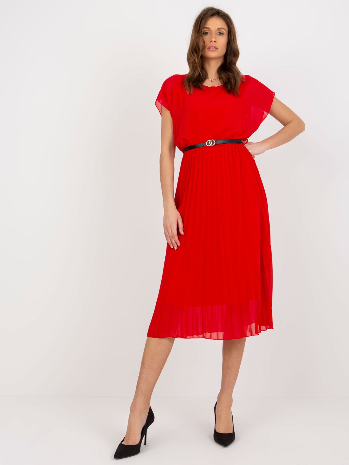 Rotes midi Faltenkleid mit Gürtel