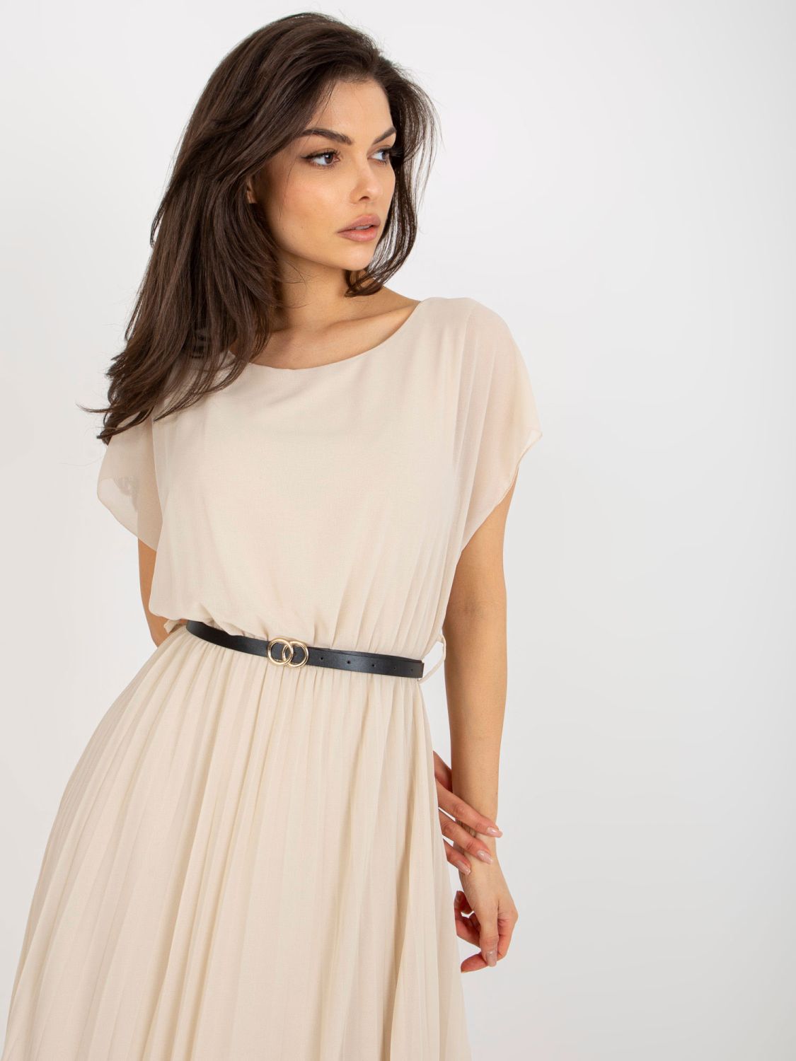 Beige Midi Kleid mit ausgestelltem Schnitt und Falten