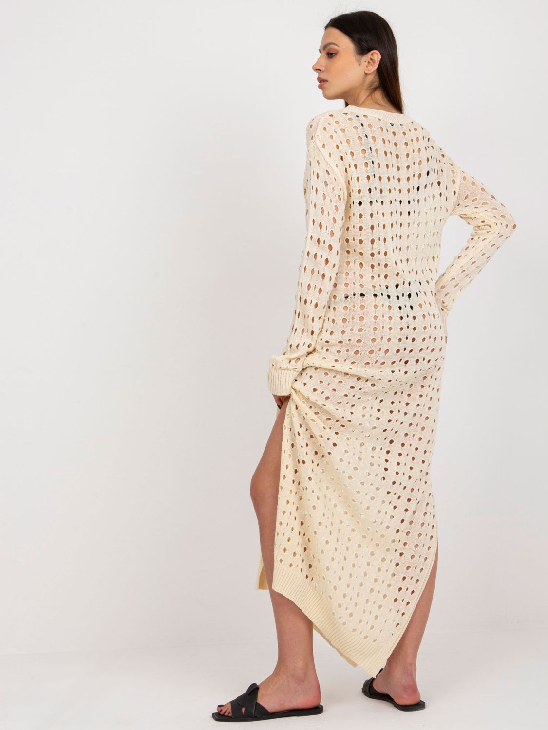 Helle beige Sommerstrickkleid