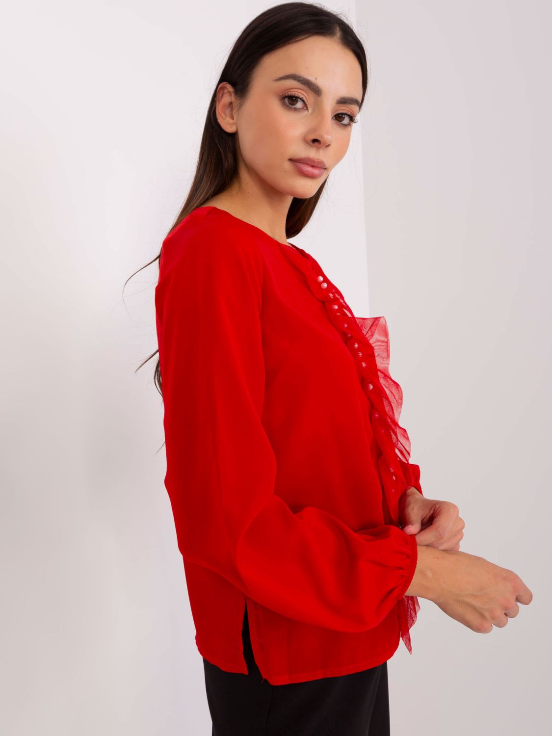 Elegante rote Bluse mit Rundhalsausschnitt