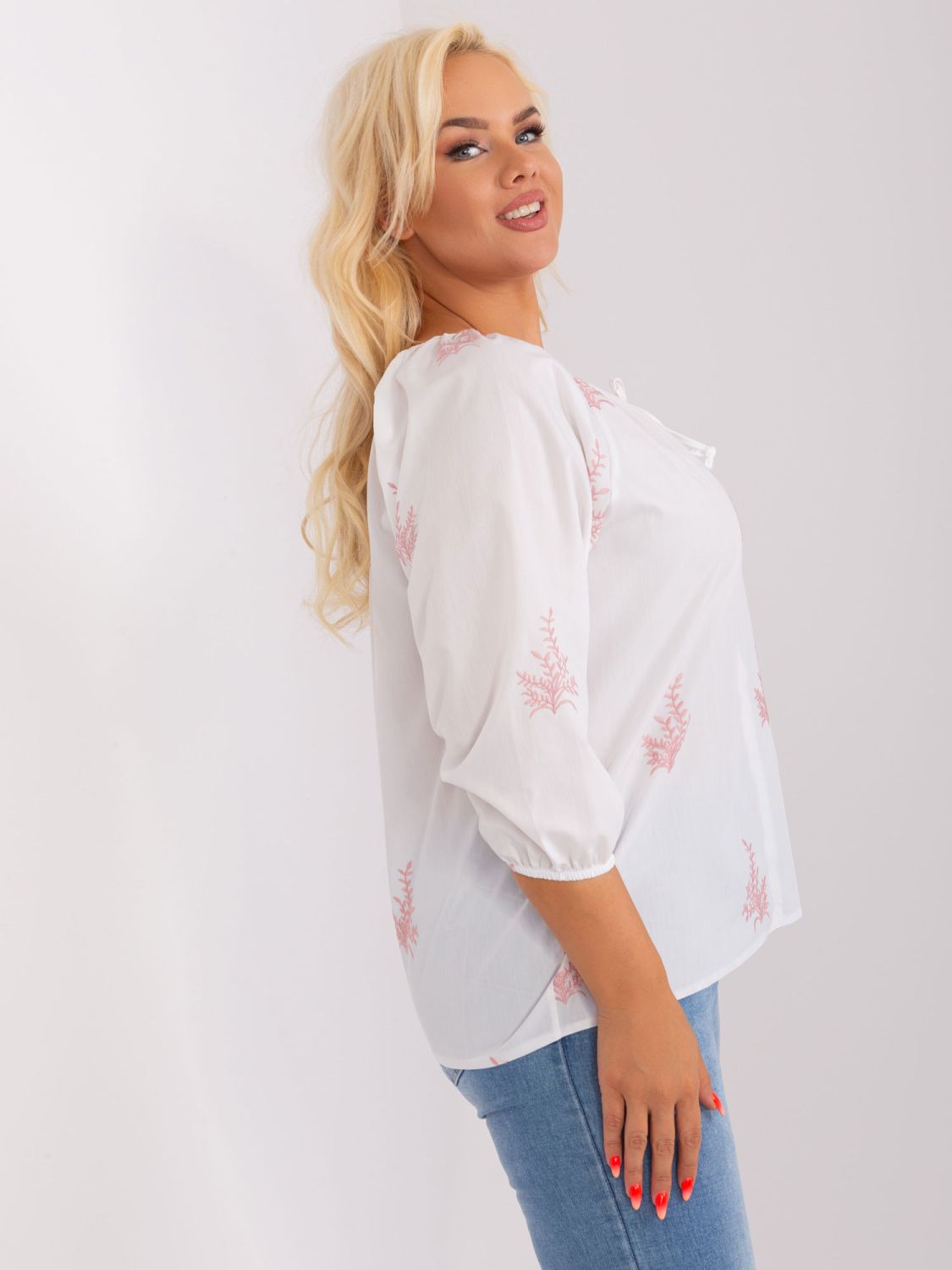 Weiß-rosa Bluse mit Stickerei
