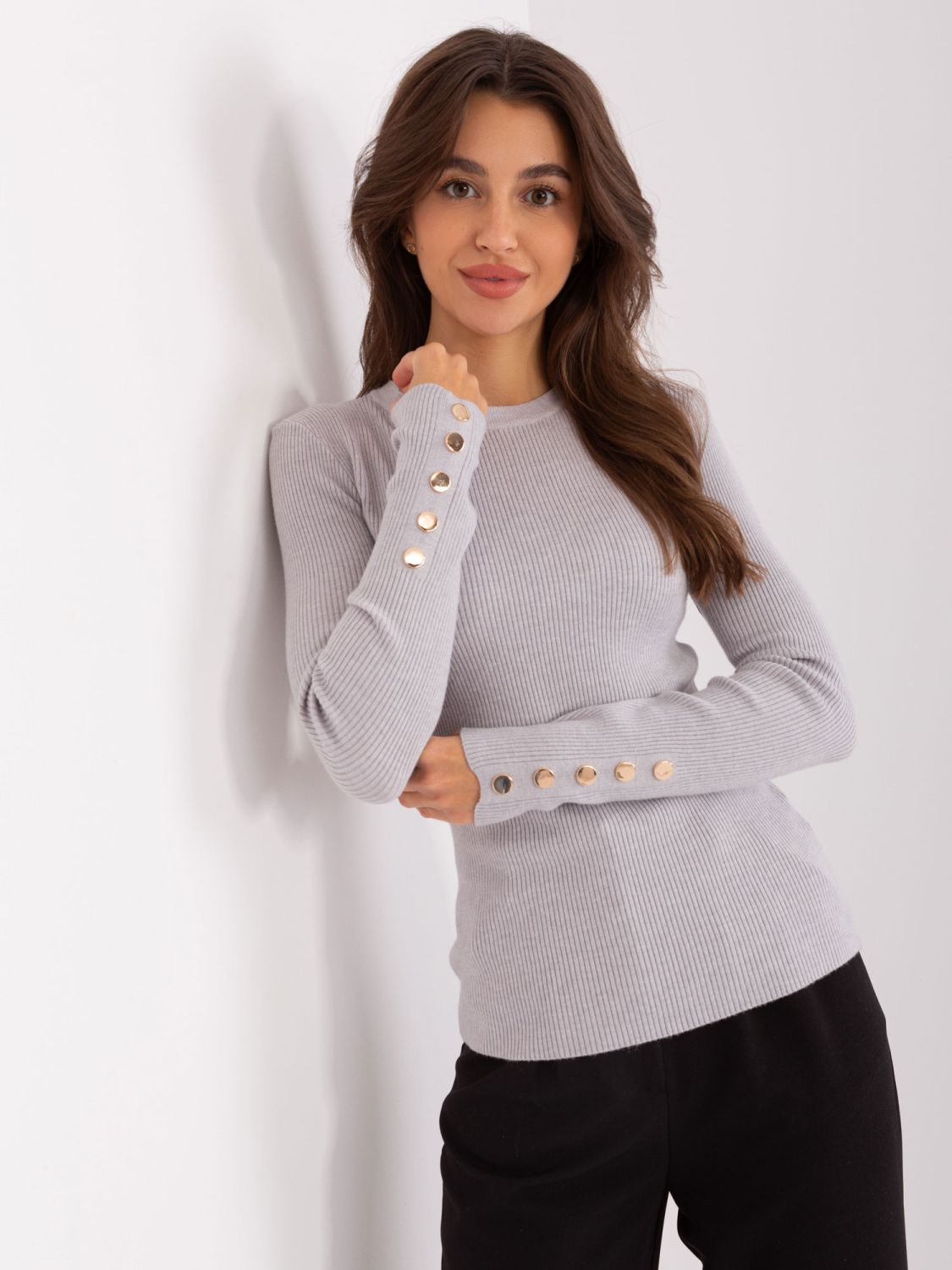 Grau klassischer Pullover mit Knöpfen an den Ärmeln