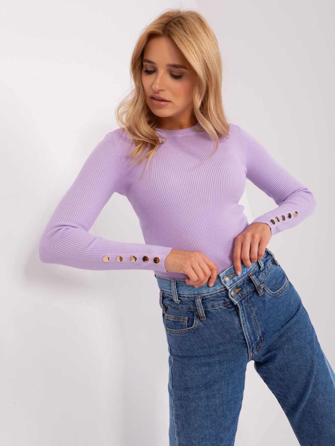 Helle lila klassische figurbetonte Pullover