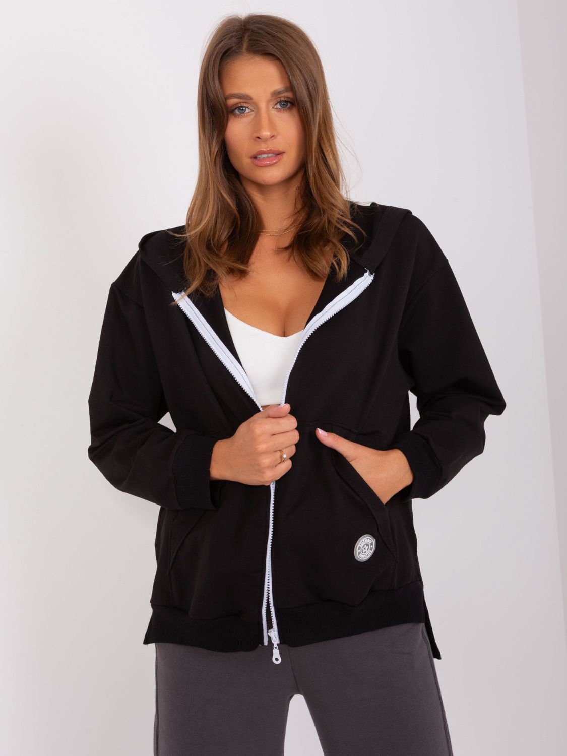 Schwarze asymmetrische Sweatjacke