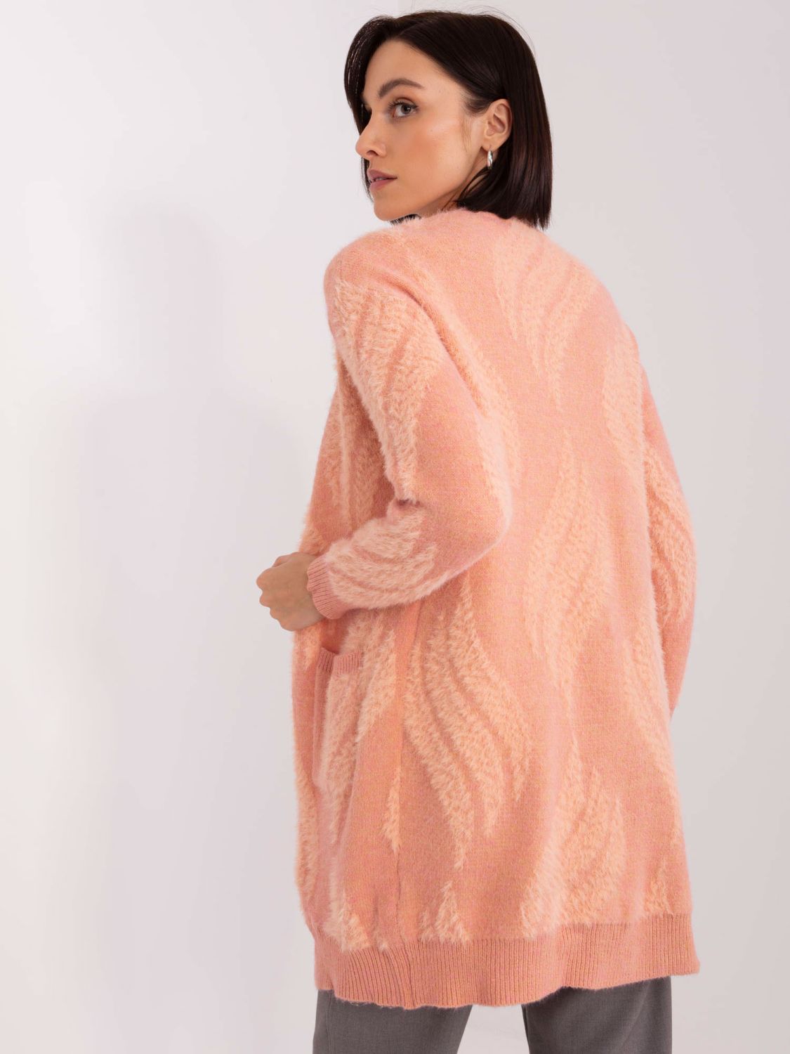 Rosa Strickjacke mit Taschen