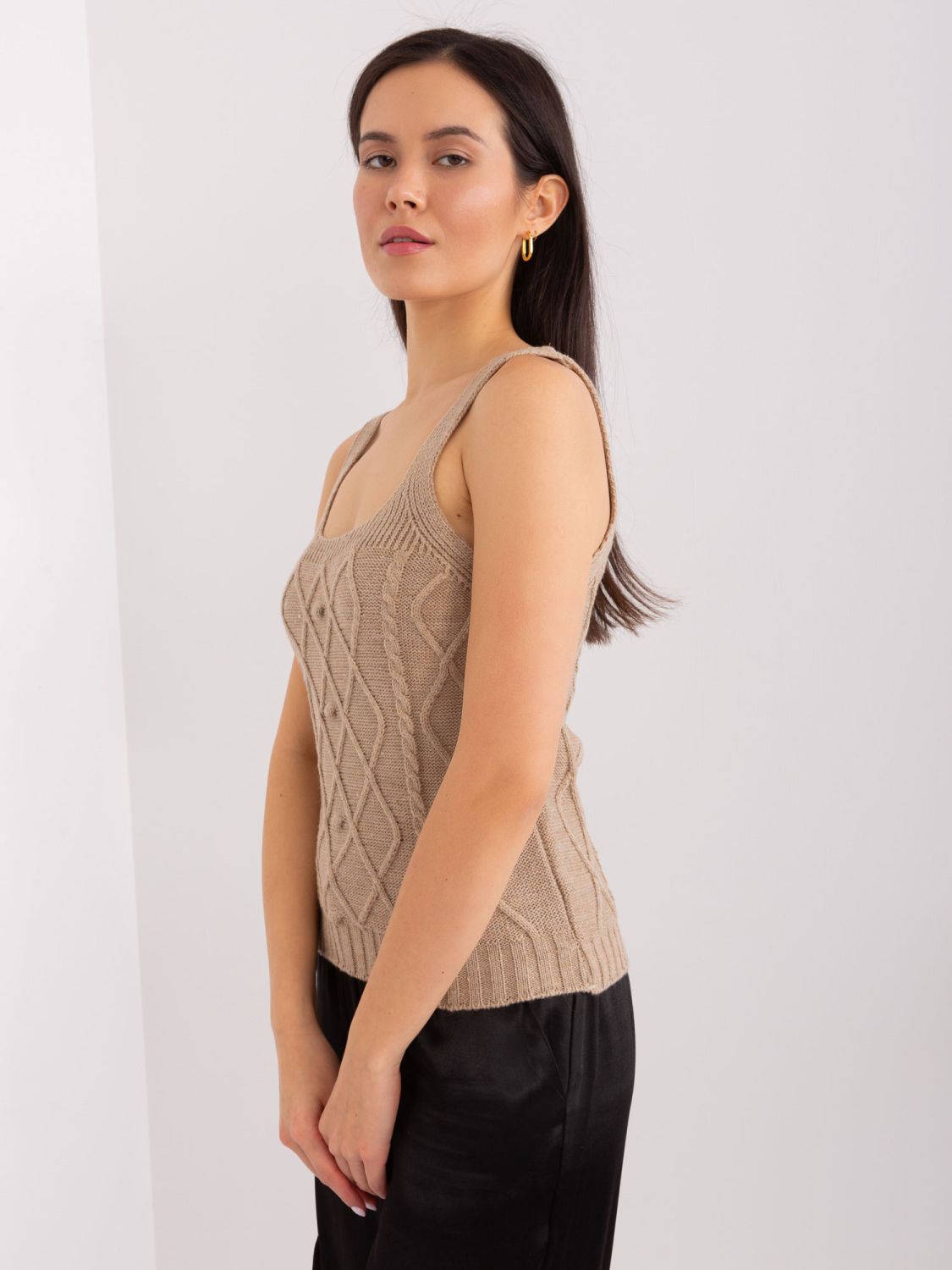 Beiger Komplett mit kurzem Cardigan