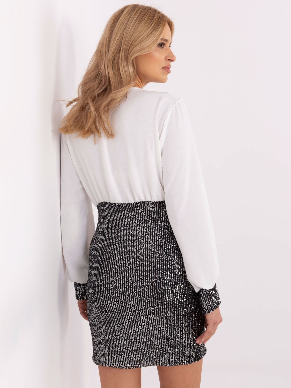 Elegantes ecru Cocktailkleid