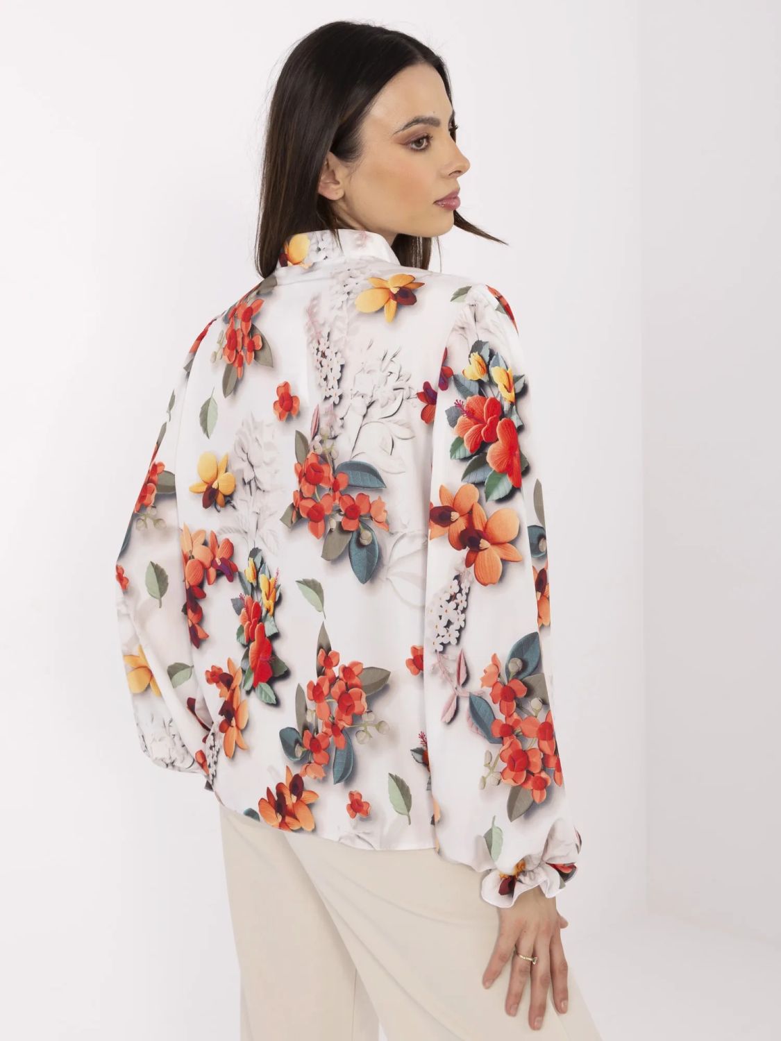 Elegante Bluse mit Blumenmuster