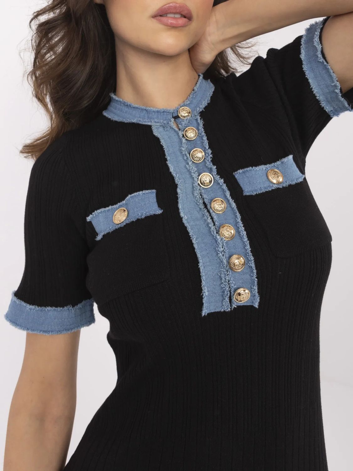 Elegantes schwarzes Midi-Kleid