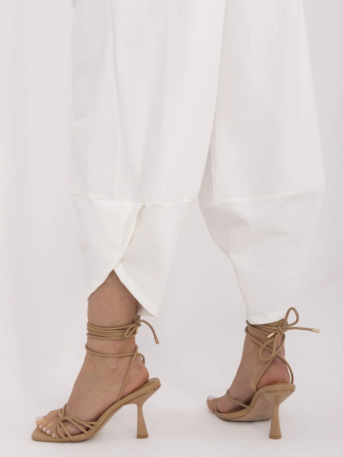 Stylische Jogginghose in Ecru